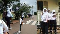 Naye bakadama mwaba ki ..?? kiki temuyiga